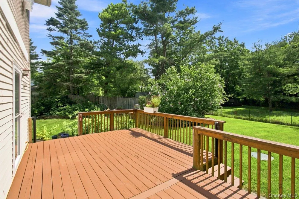 7 Dolfinger Lane Fishkill, NY 12524