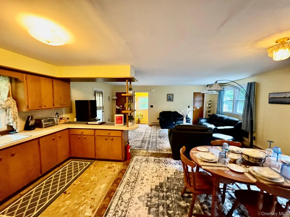 1360 Gulf Road Callicoon Center, NY 12724