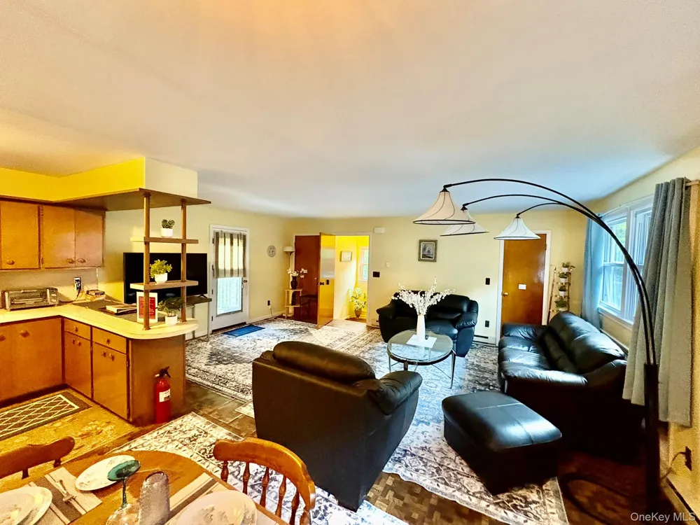 1360 Gulf Road Callicoon Center, NY 12724
