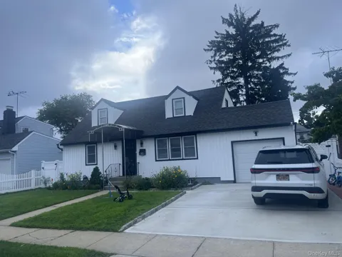 83 Woodbine Drive