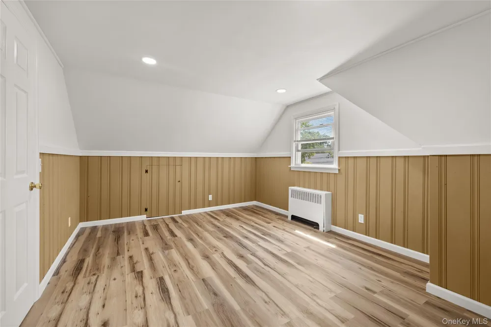 163 Buffalo Avenue Lindenhurst, NY 11757