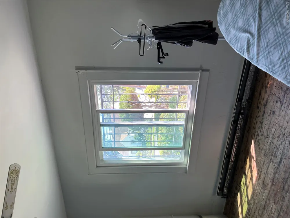 137 E Roosevelt Avenue Roosevelt, NY 11575