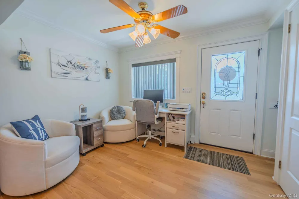 484 Washington Avenue Lindenhurst, NY 11757