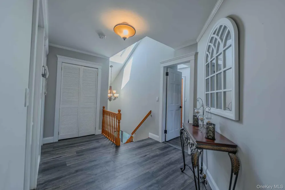 484 Washington Avenue Lindenhurst, NY 11757