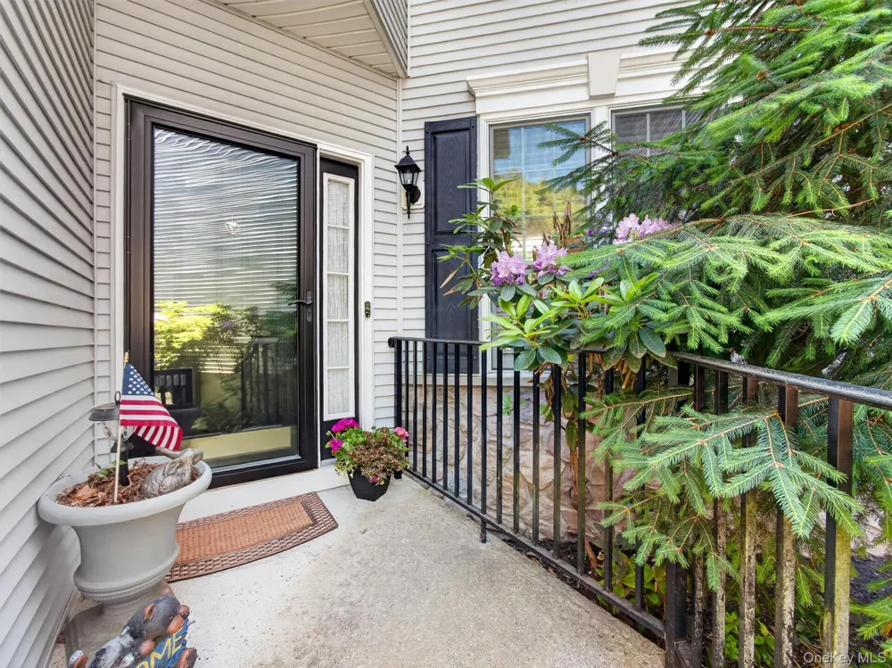 5 Holly Court Tuxedo Park, NY 10987