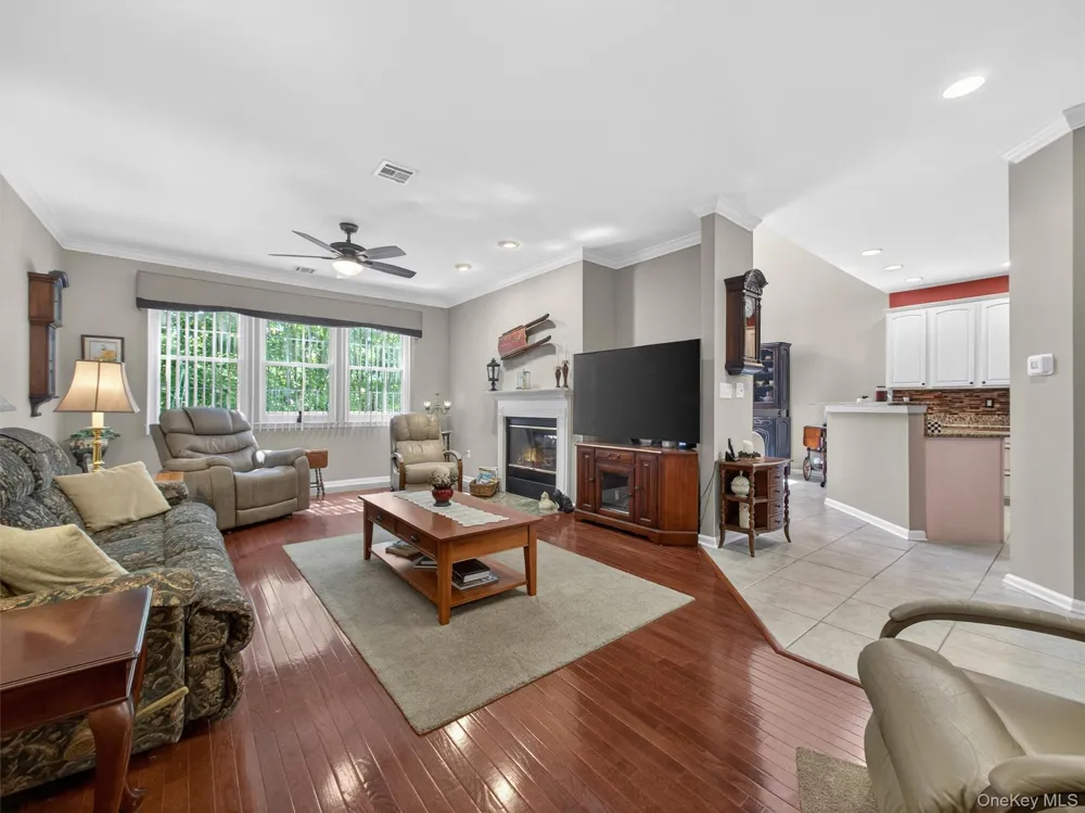5 Holly Court Tuxedo Park, NY 10987