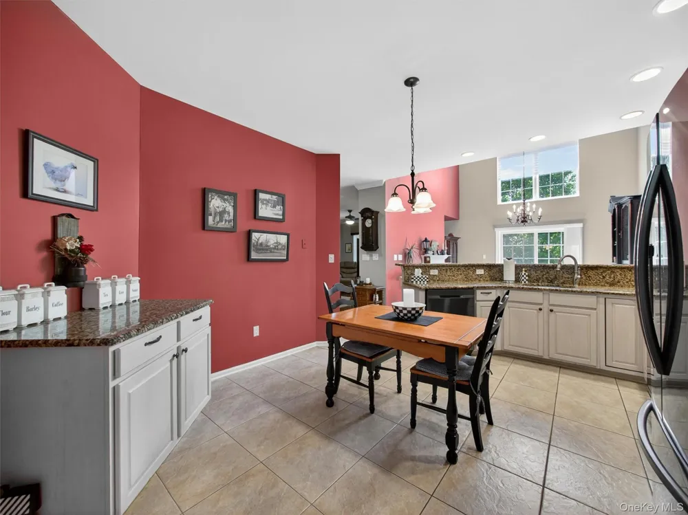 5 Holly Court Tuxedo Park, NY 10987