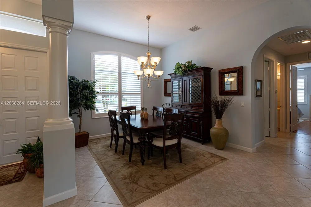 6918 SE Sleepy Hollow Ln Stuart, FL 34997