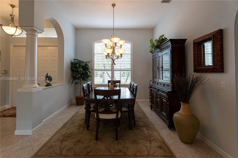 6918 SE Sleepy Hollow Ln Stuart, FL 34997