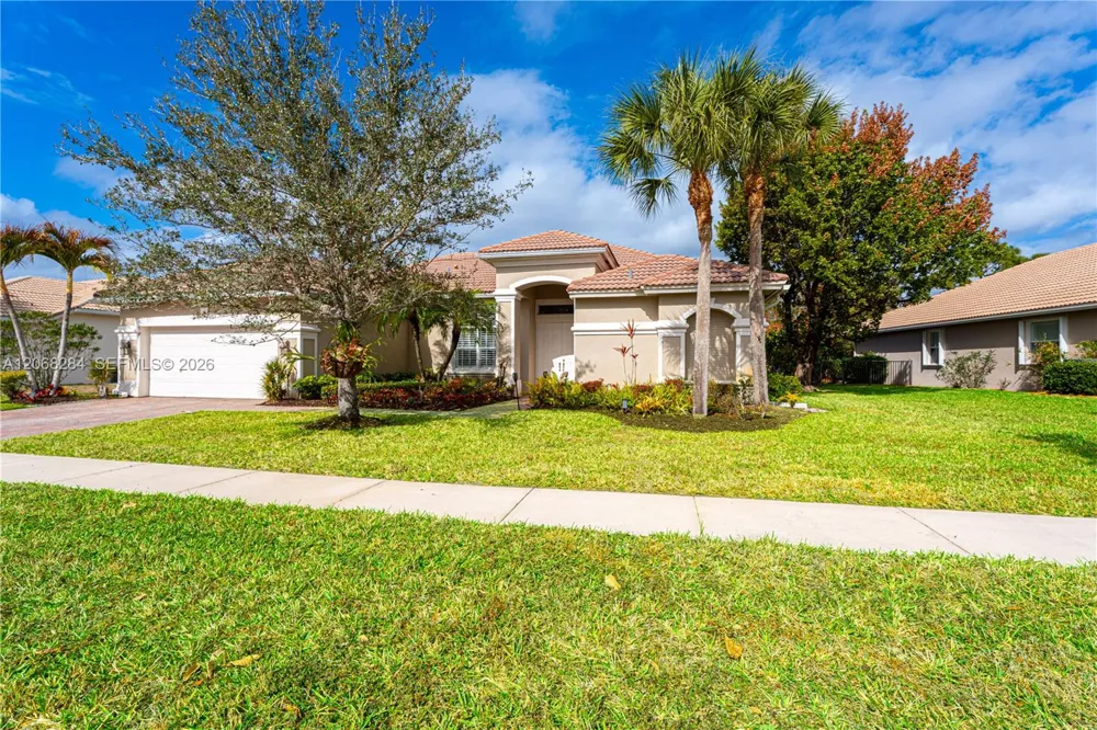 6918 SE Sleepy Hollow Ln Stuart, FL 34997