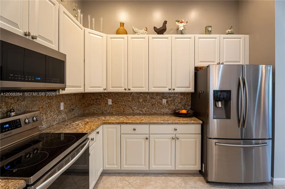 6918 SE Sleepy Hollow Ln Stuart, FL 34997