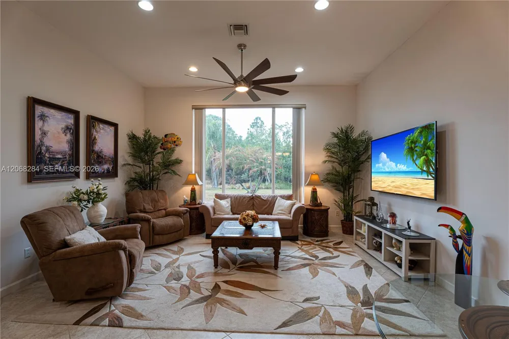 6918 SE Sleepy Hollow Ln Stuart, FL 34997