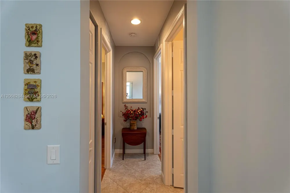 6918 SE Sleepy Hollow Ln Stuart, FL 34997