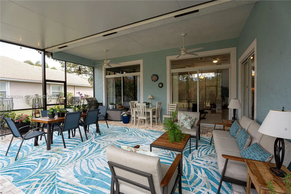 6918 SE Sleepy Hollow Ln Stuart, FL 34997