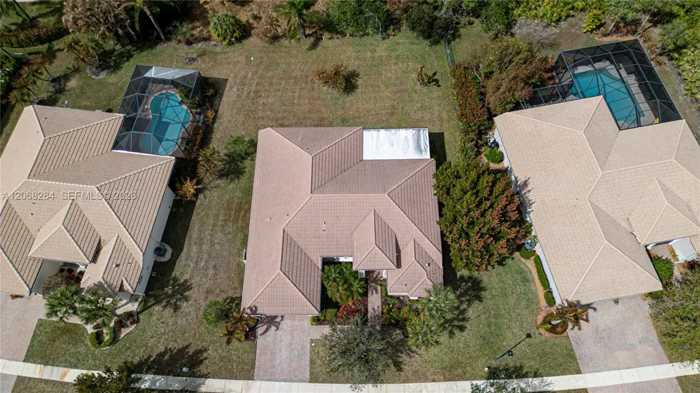 6918 SE Sleepy Hollow Ln Stuart, FL 34997
