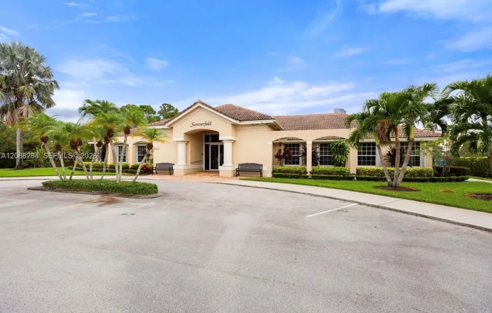 6918 SE Sleepy Hollow Ln Stuart, FL 34997
