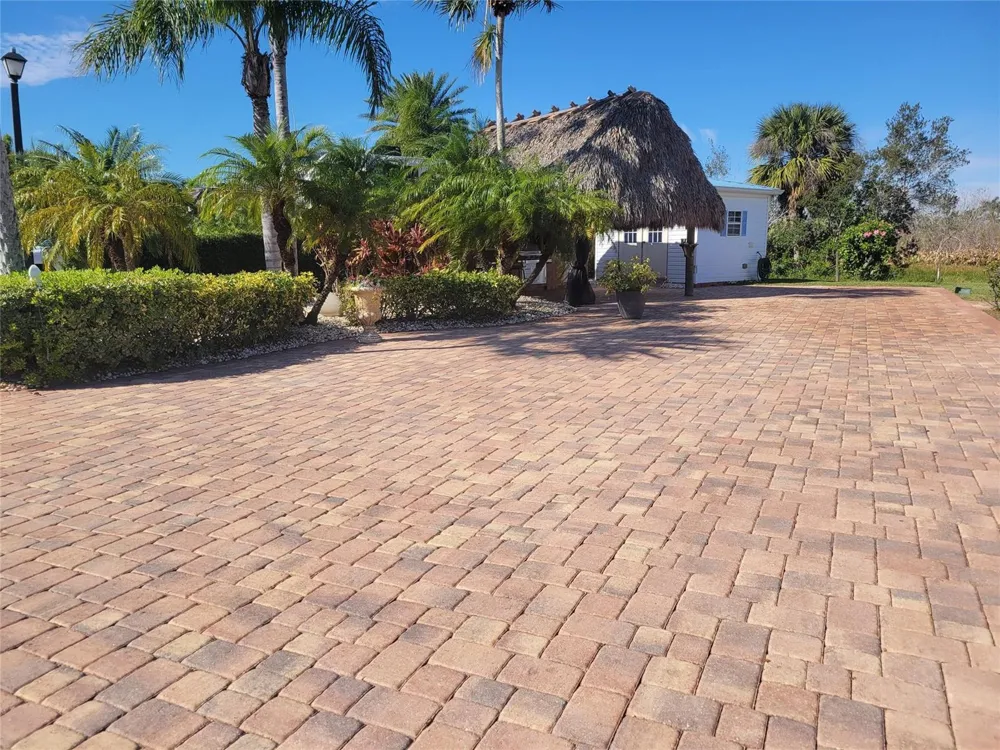 605 SW 40TH Cove Okeechobee, FL 34974