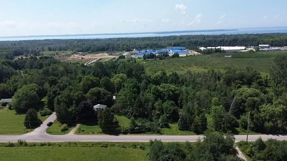 5360 Quarterline Road Milton Township, MI 49648