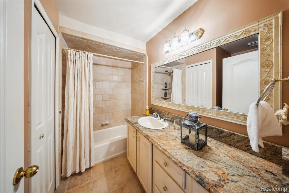 56764 Jewell Road Shelby Charter Township, MI 48315