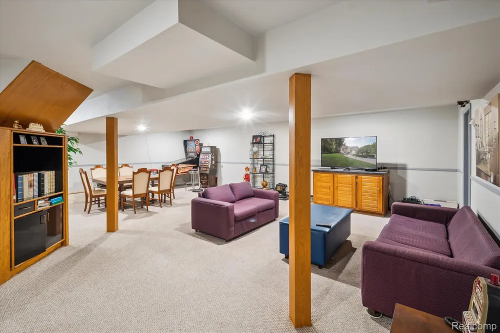 56764 Jewell Road Shelby Charter Township, MI 48315