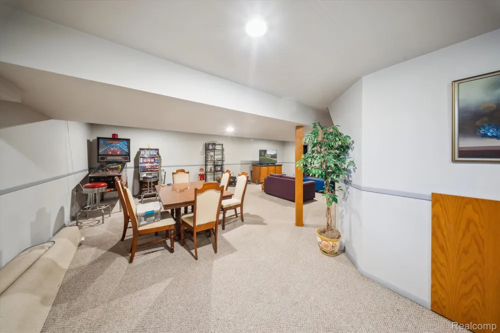 56764 Jewell Road Shelby Charter Township, MI 48315