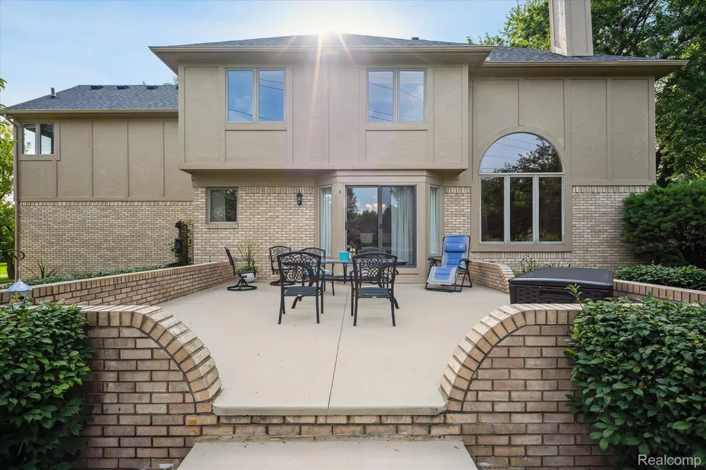 56764 Jewell Road Shelby Charter Township, MI 48315