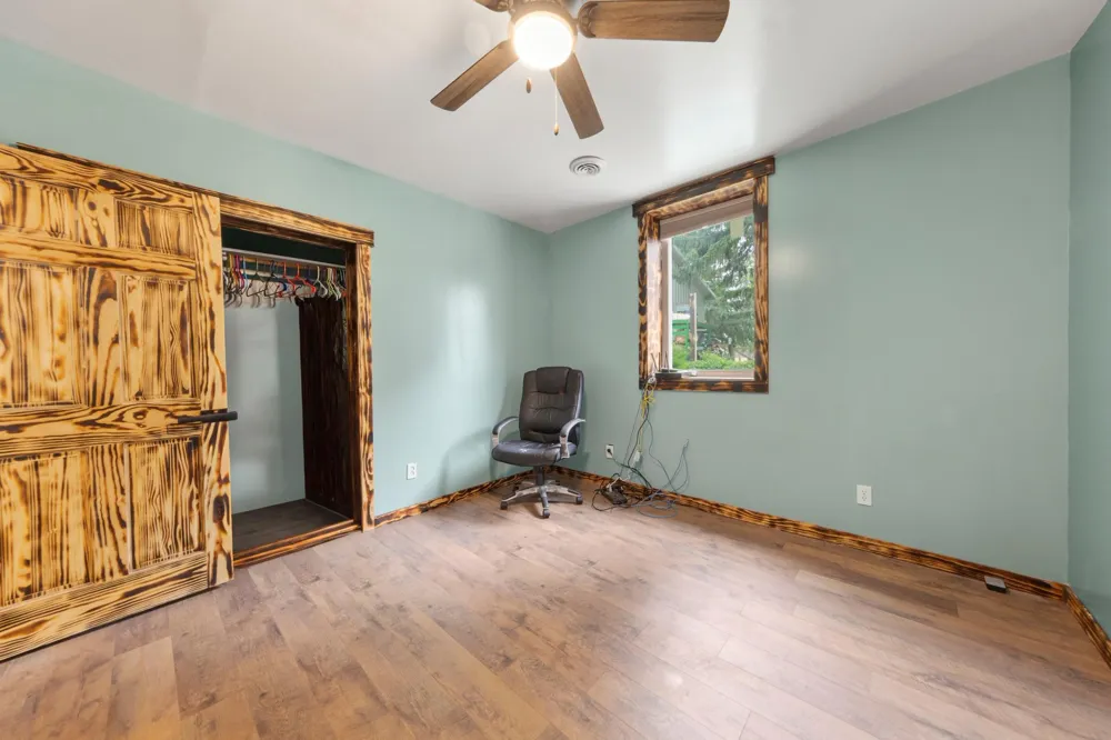 616 1st Street Montgomery, MN 56069