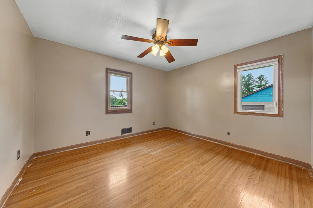 616 1st Street Montgomery, MN 56069