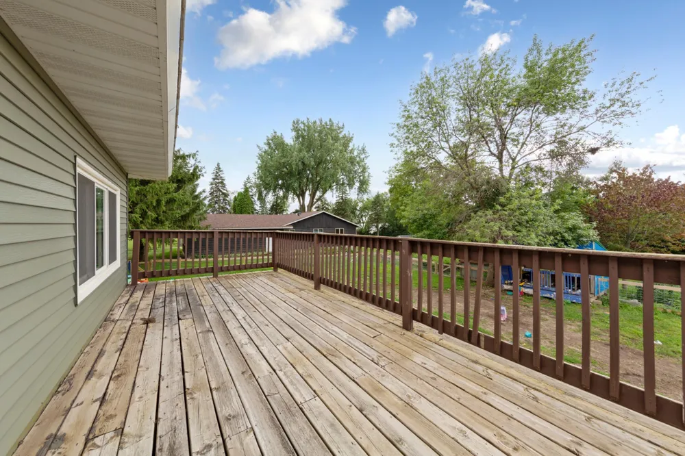616 1st Street Montgomery, MN 56069