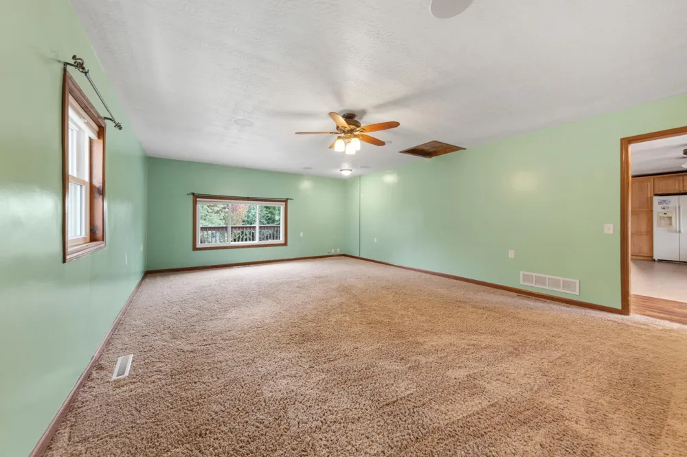 616 1st Street Montgomery, MN 56069