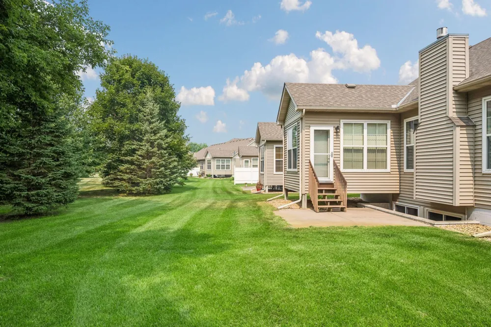 4947 384th Trail North Branch, MN 55056
