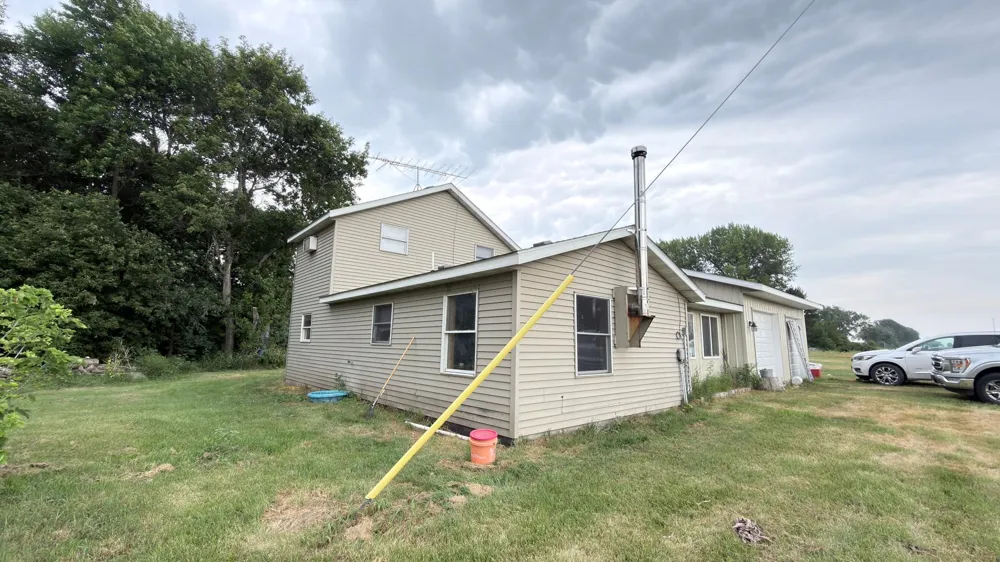 3644 170th Avenue Twin Valley, MN 56584