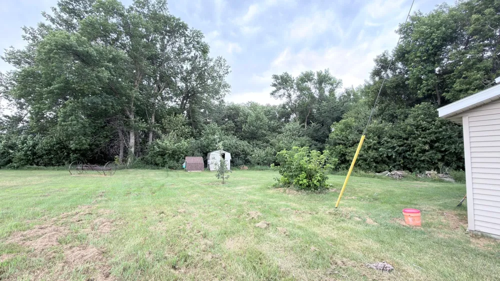 3644 170th Avenue Twin Valley, MN 56584