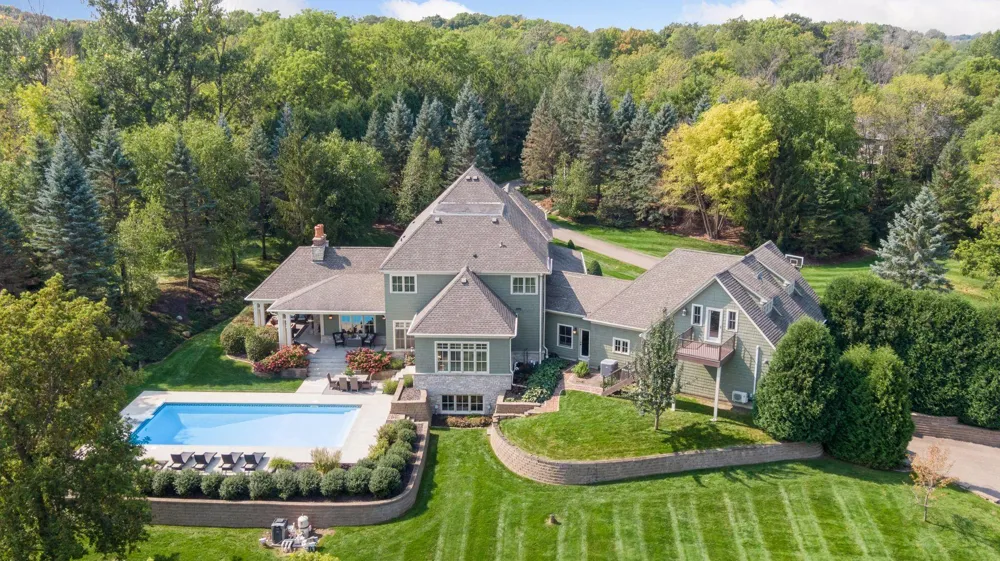 440 Stubbs Bay Road Orono, MN 55356