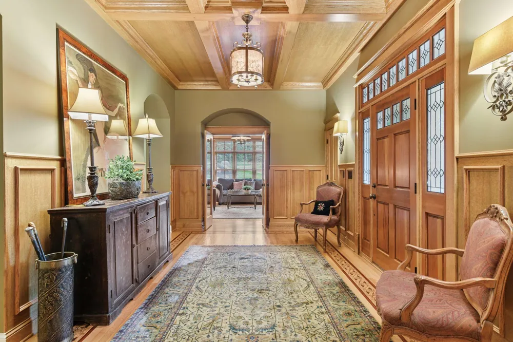 440 Stubbs Bay Road Orono, MN 55356