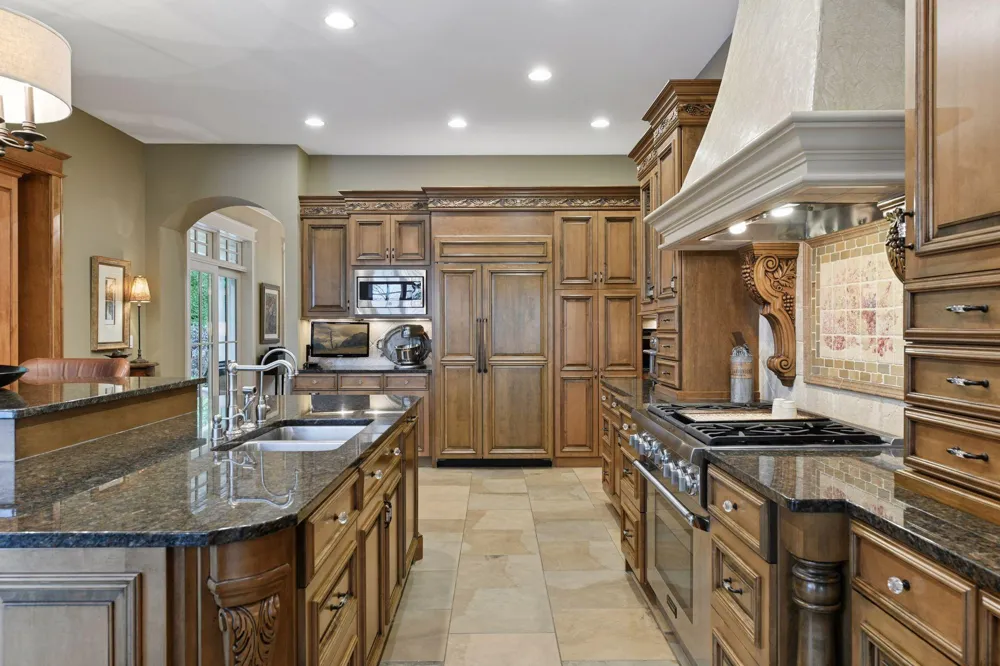 440 Stubbs Bay Road Orono, MN 55356