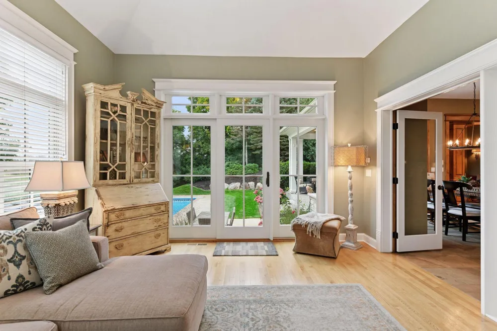 440 Stubbs Bay Road Orono, MN 55356