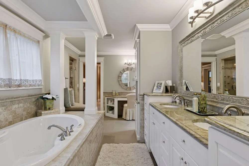 440 Stubbs Bay Road Orono, MN 55356