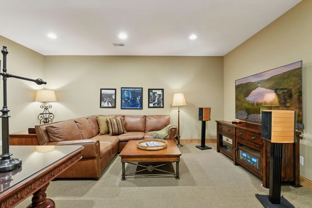440 Stubbs Bay Road Orono, MN 55356