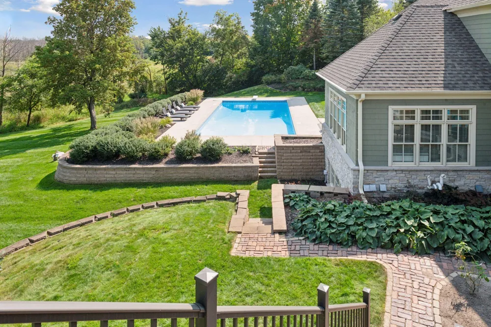 440 Stubbs Bay Road Orono, MN 55356