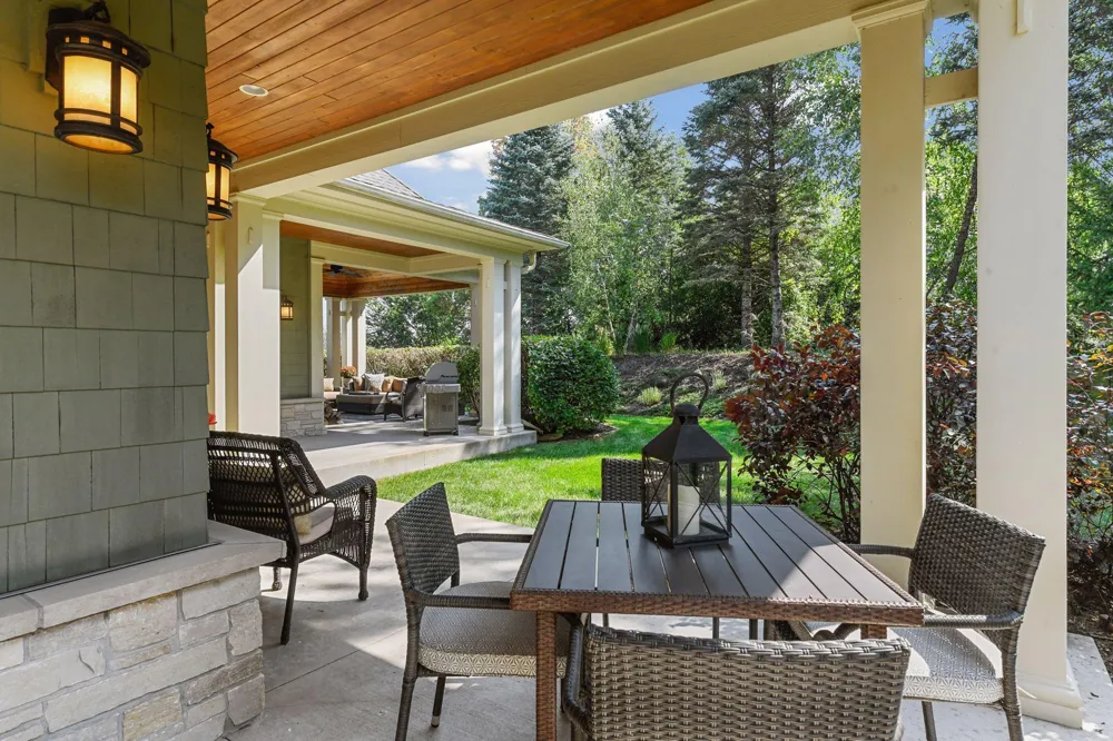 440 Stubbs Bay Road Orono, MN 55356
