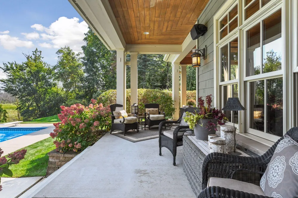 440 Stubbs Bay Road Orono, MN 55356