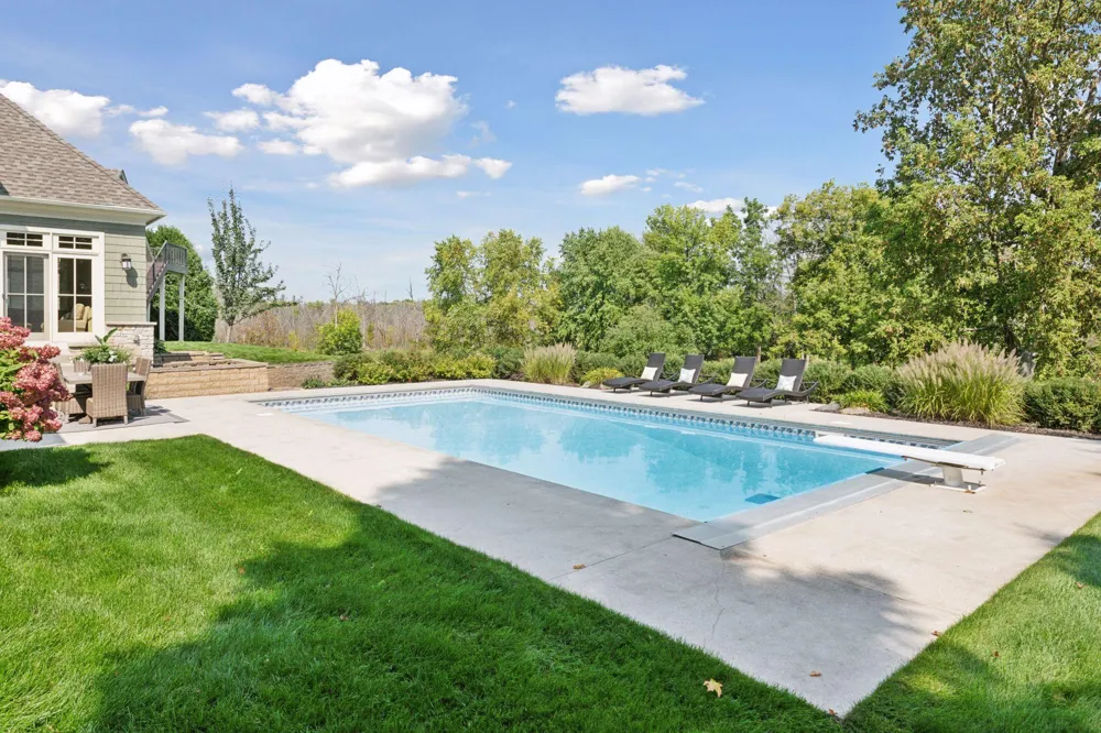 440 Stubbs Bay Road Orono, MN 55356