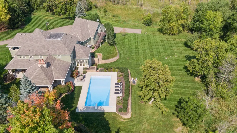440 Stubbs Bay Road Orono, MN 55356