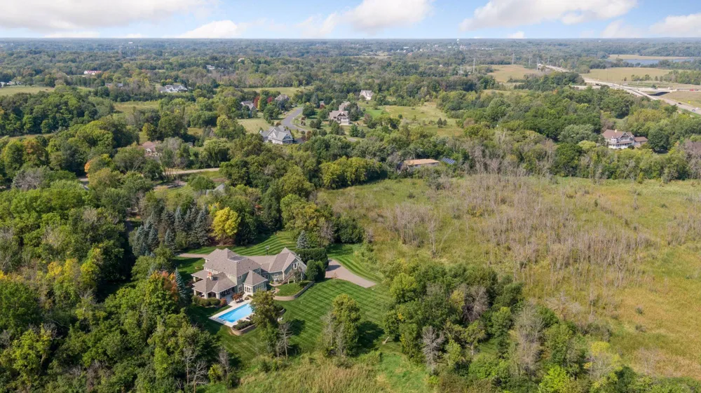 440 Stubbs Bay Road Orono, MN 55356