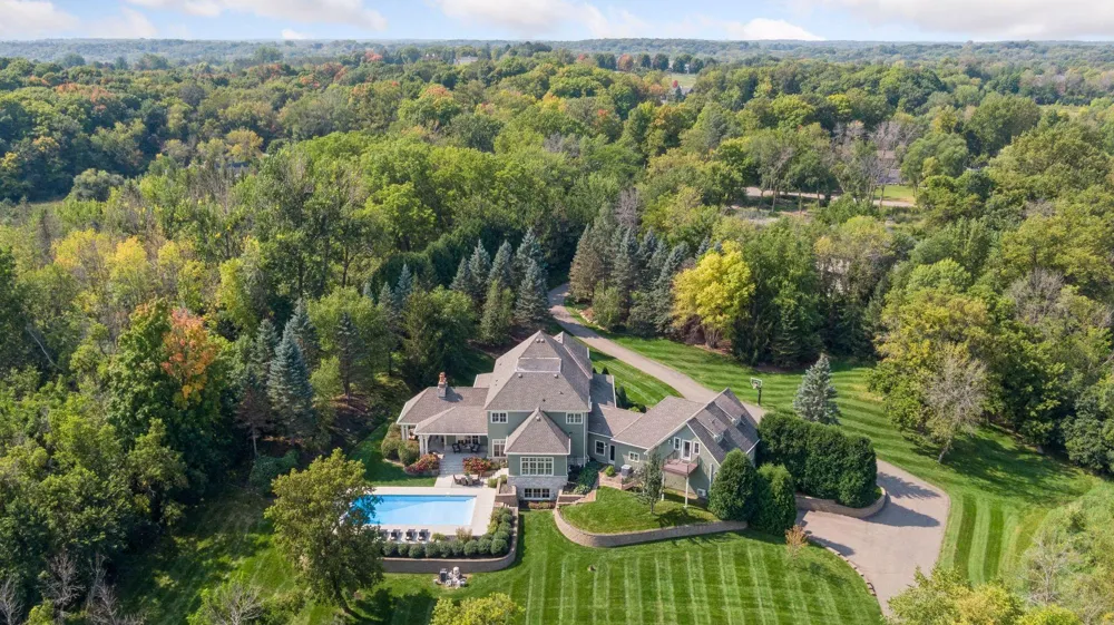 440 Stubbs Bay Road Orono, MN 55356