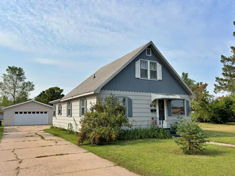 614 2nd Street W
