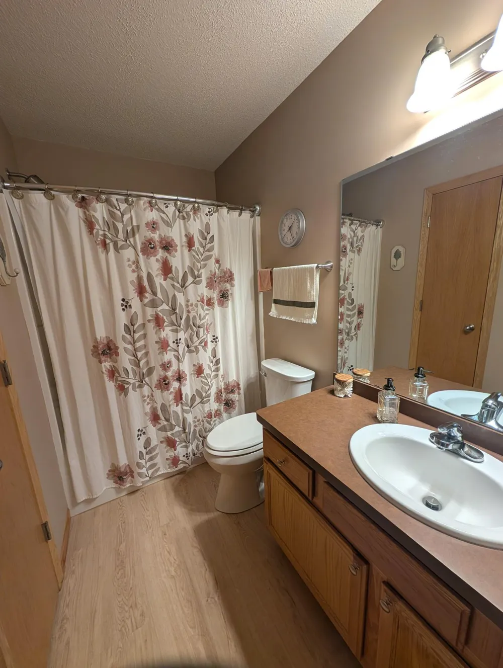 4806 200th Street Forest Lake, MN 55025