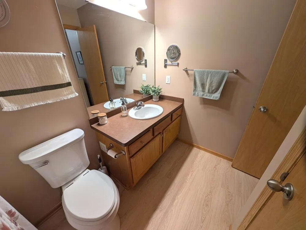 4806 200th Street Forest Lake, MN 55025
