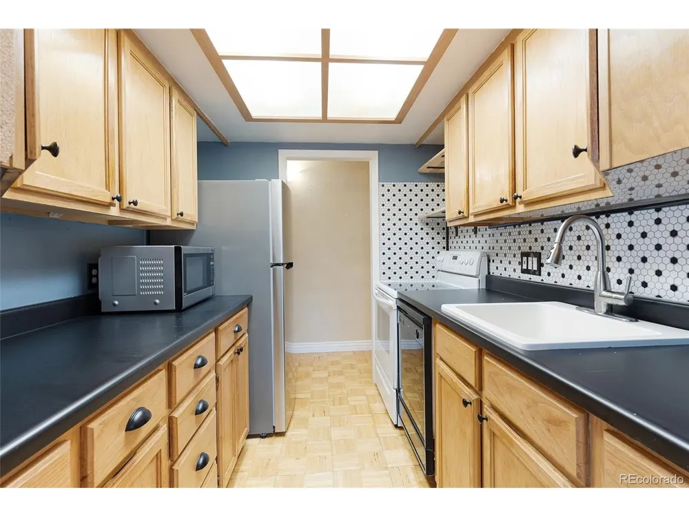 10165 W 25th Avenue #103 Lakewood, CO 80215